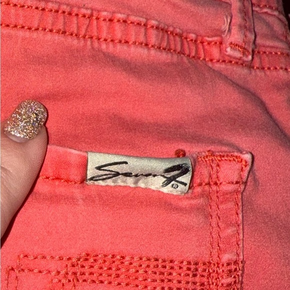 Seven Ankle High Rise Cropped Jeans. Size 12 - Picture 7 of 7